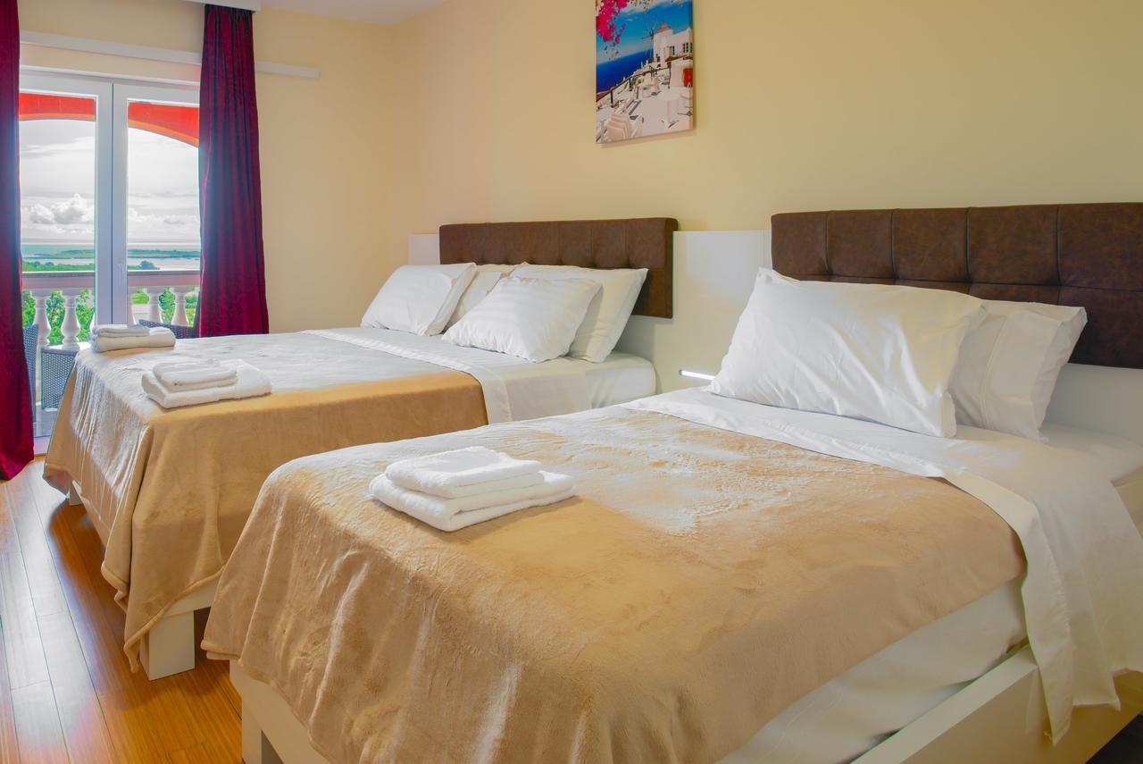 Hotel Livadic & Restaurant Ližnjan Екстериор снимка