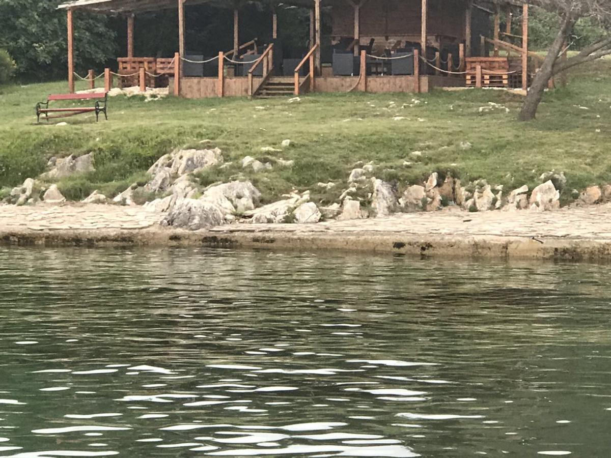 Hotel Livadic & Restaurant Ližnjan Екстериор снимка