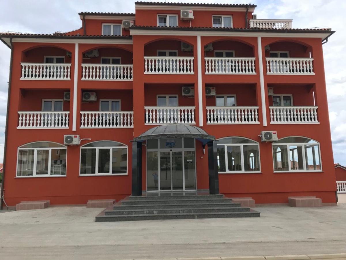 Hotel Livadic & Restaurant Ližnjan Екстериор снимка