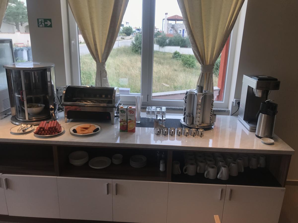 Hotel Livadic & Restaurant Ližnjan Екстериор снимка