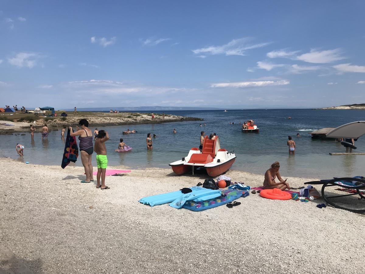 Hotel Livadic & Restaurant Ližnjan Екстериор снимка