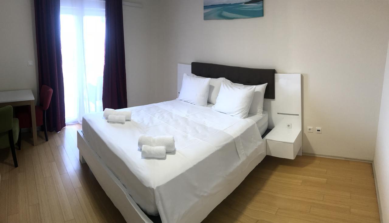 Hotel Livadic & Restaurant Ližnjan Екстериор снимка